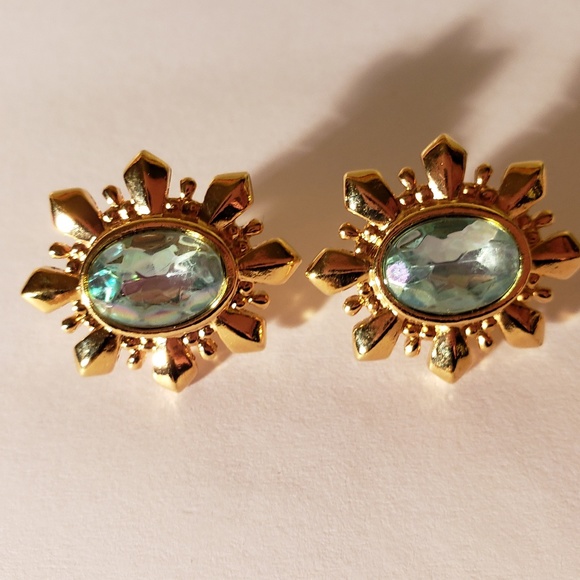 Vintage 1990s  Faceted Clip Earrings - Picture 4 of 6